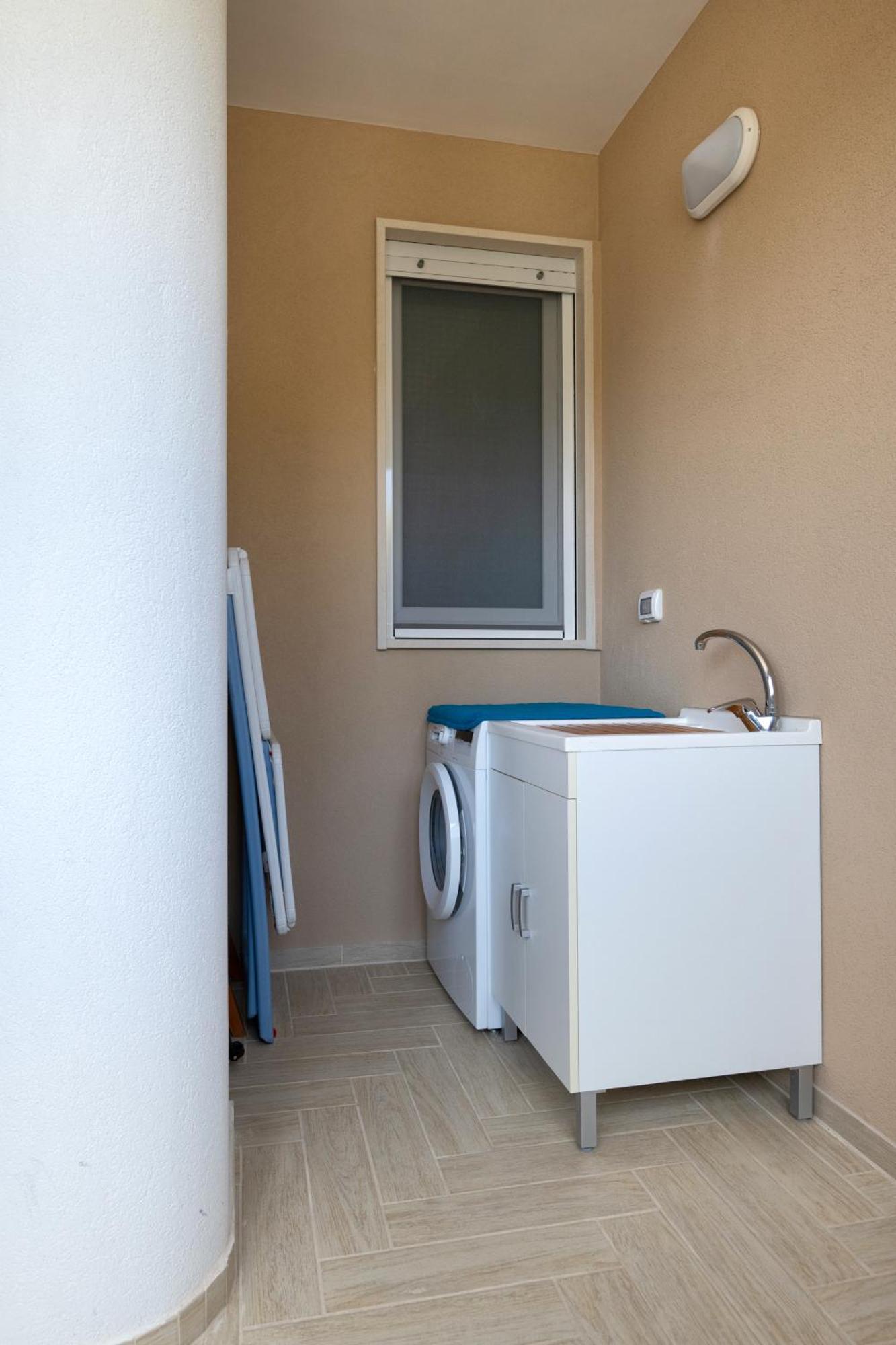 Monopoli Favolosa - Spacious 100Mq Apt. W/ Parking ภายนอก รูปภาพ