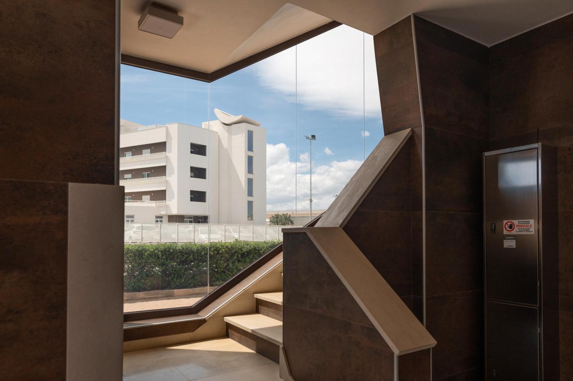 Monopoli Favolosa - Spacious 100Mq Apt. W/ Parking ภายนอก รูปภาพ