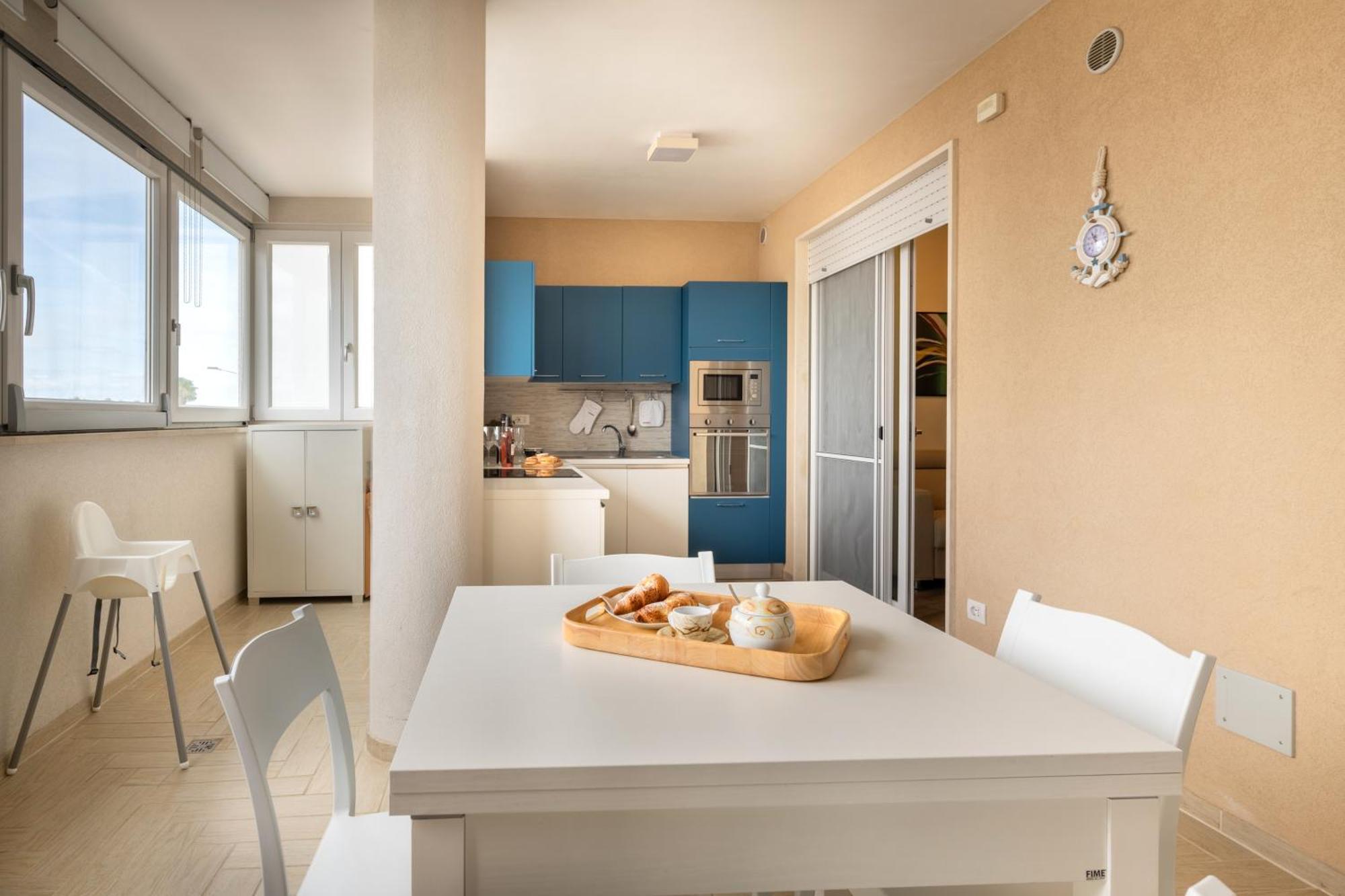 Monopoli Favolosa - Spacious 100Mq Apt. W/ Parking ภายนอก รูปภาพ